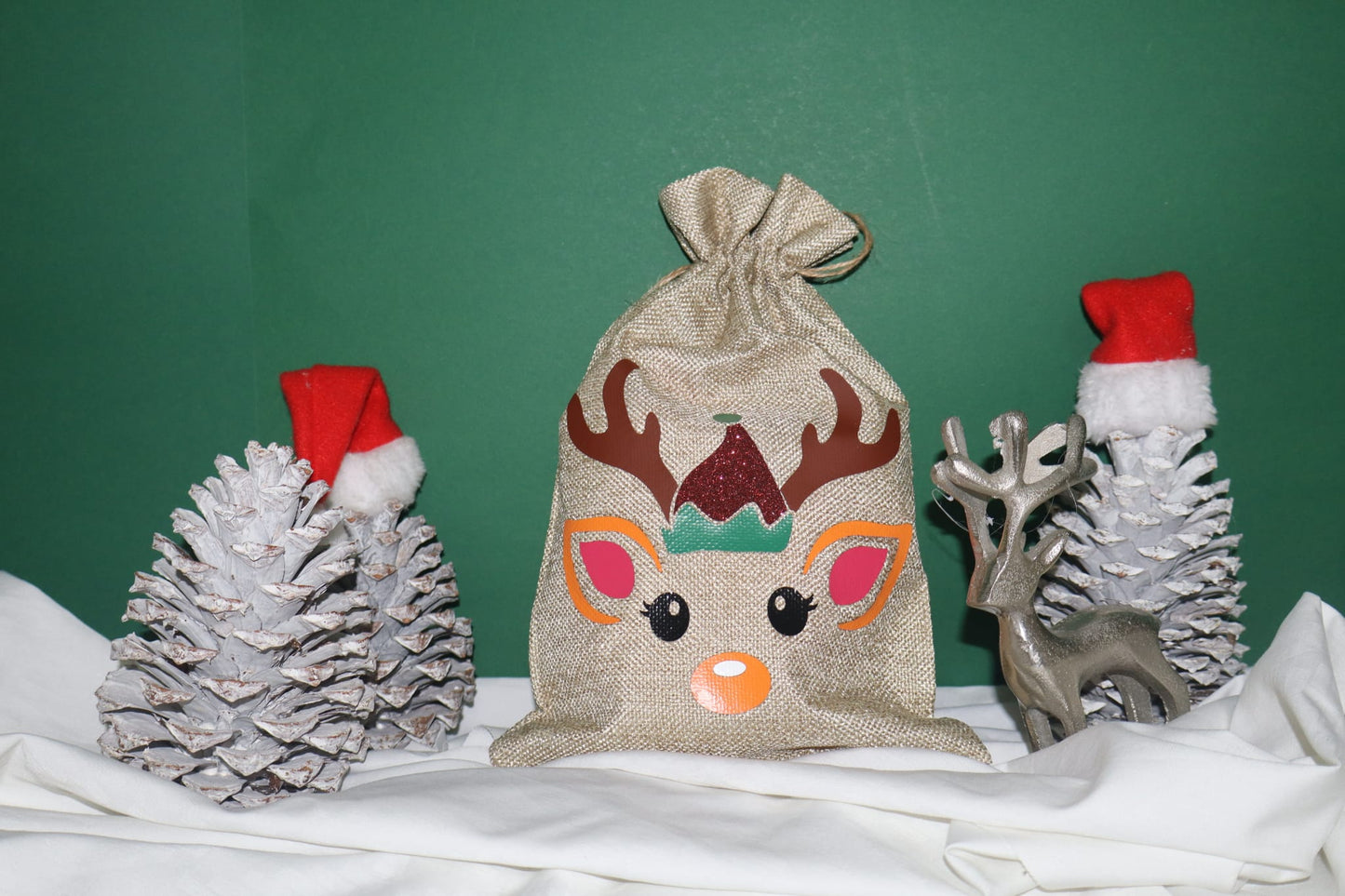 Nikolaus Jutebeutel – 4 Designs 29 × 19 cm
