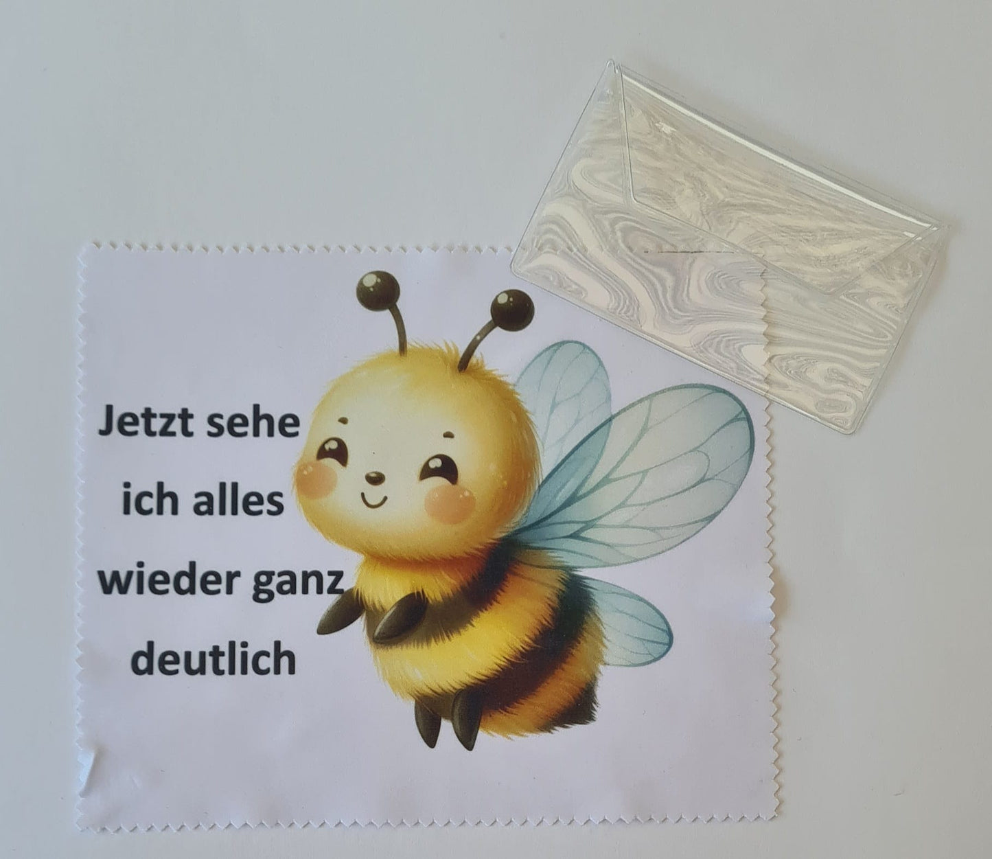 Brillenputztuch mit Biene – 18 x 15 cm