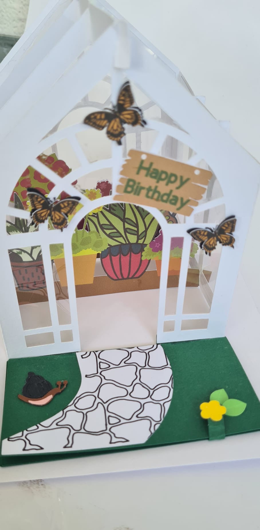 3D Pop-Up Karte – Gewächshaus mit Blumen & Schmetterlingen – "Happy Birthday"