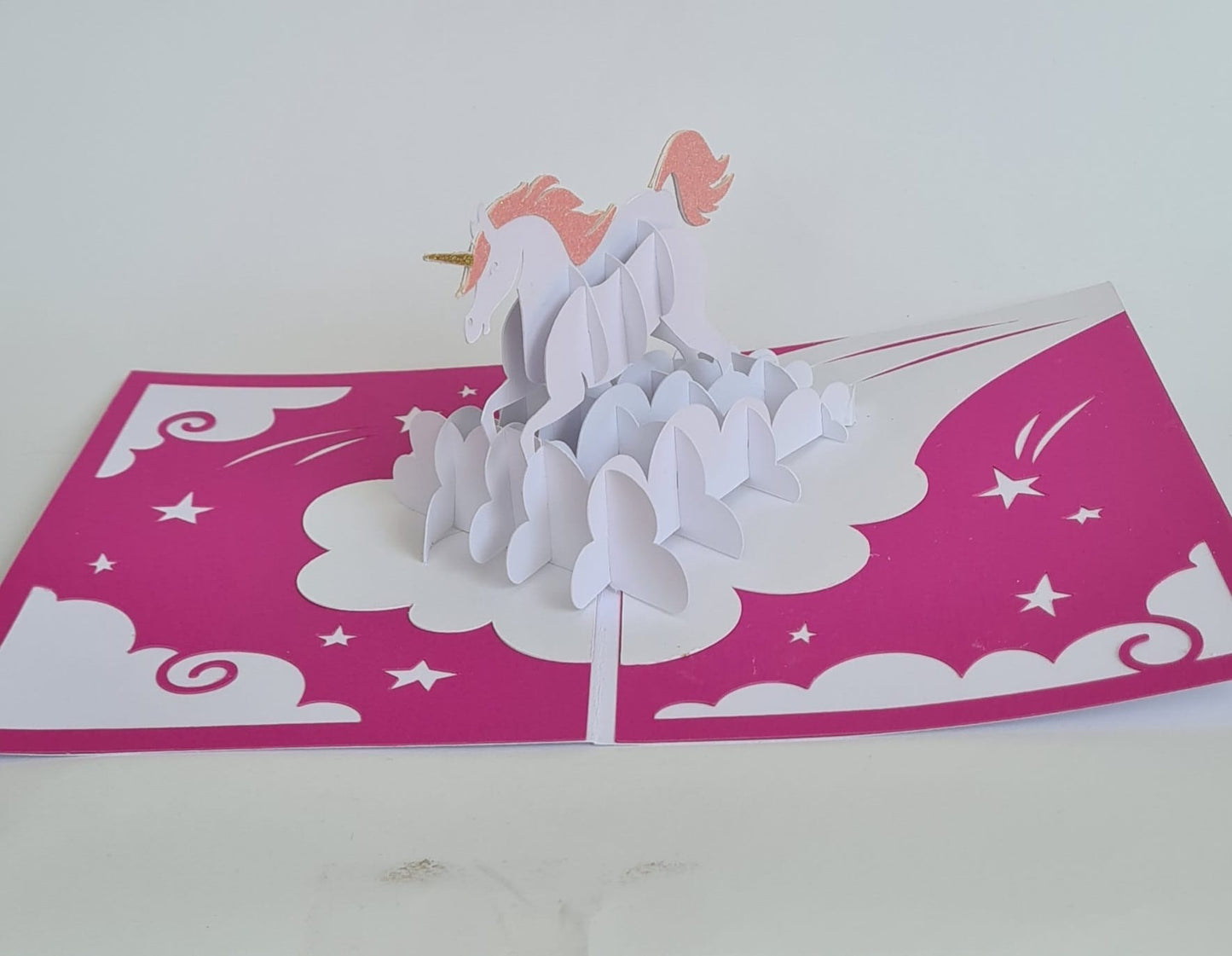 3D Pop-up-Karte „Einhornzauber“ – in Weiß & Rosa