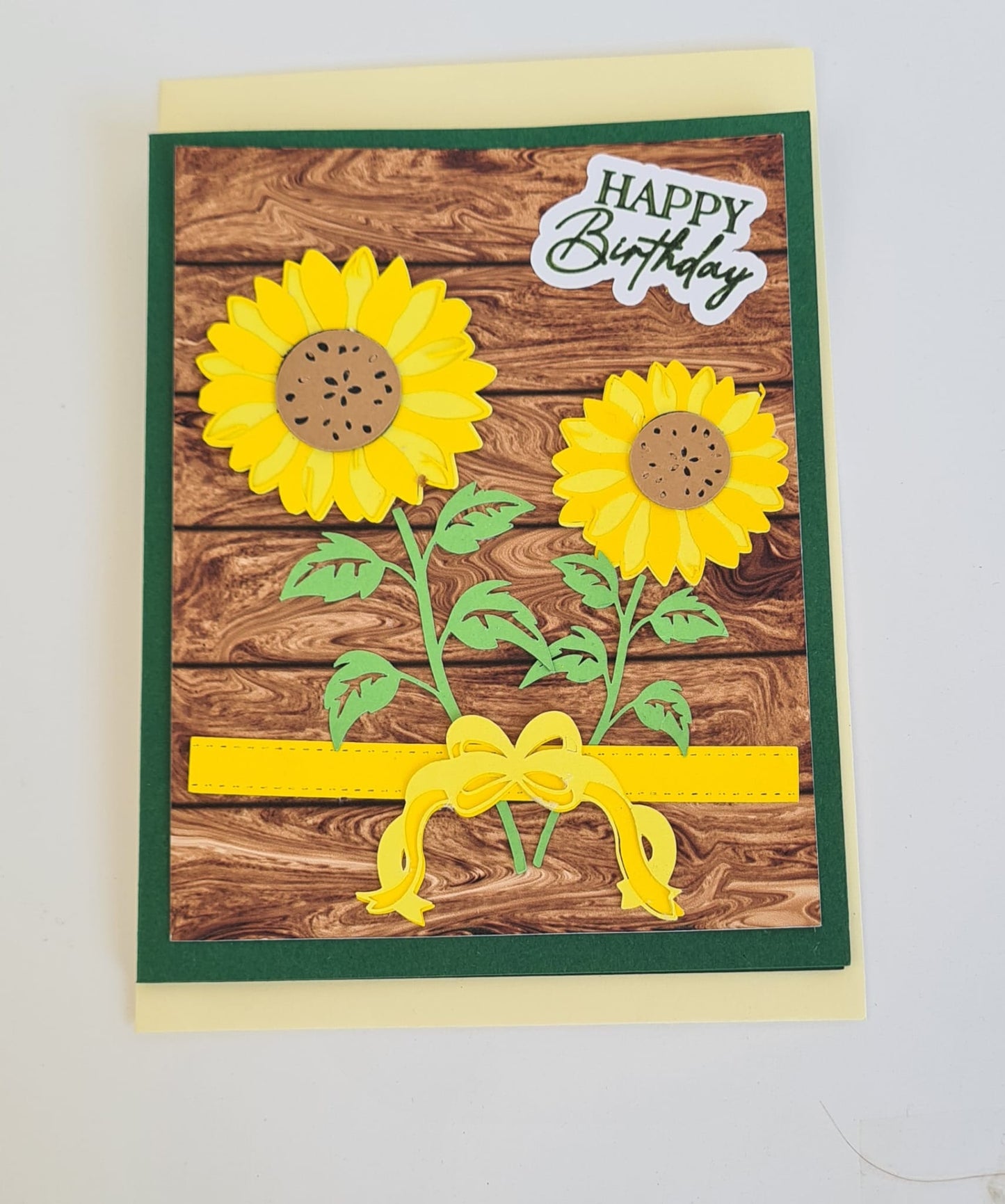 Geburtstagskarte mit Sonnenblumen – "Zwei Sonnenblumen für dein neues Lebensjahr"