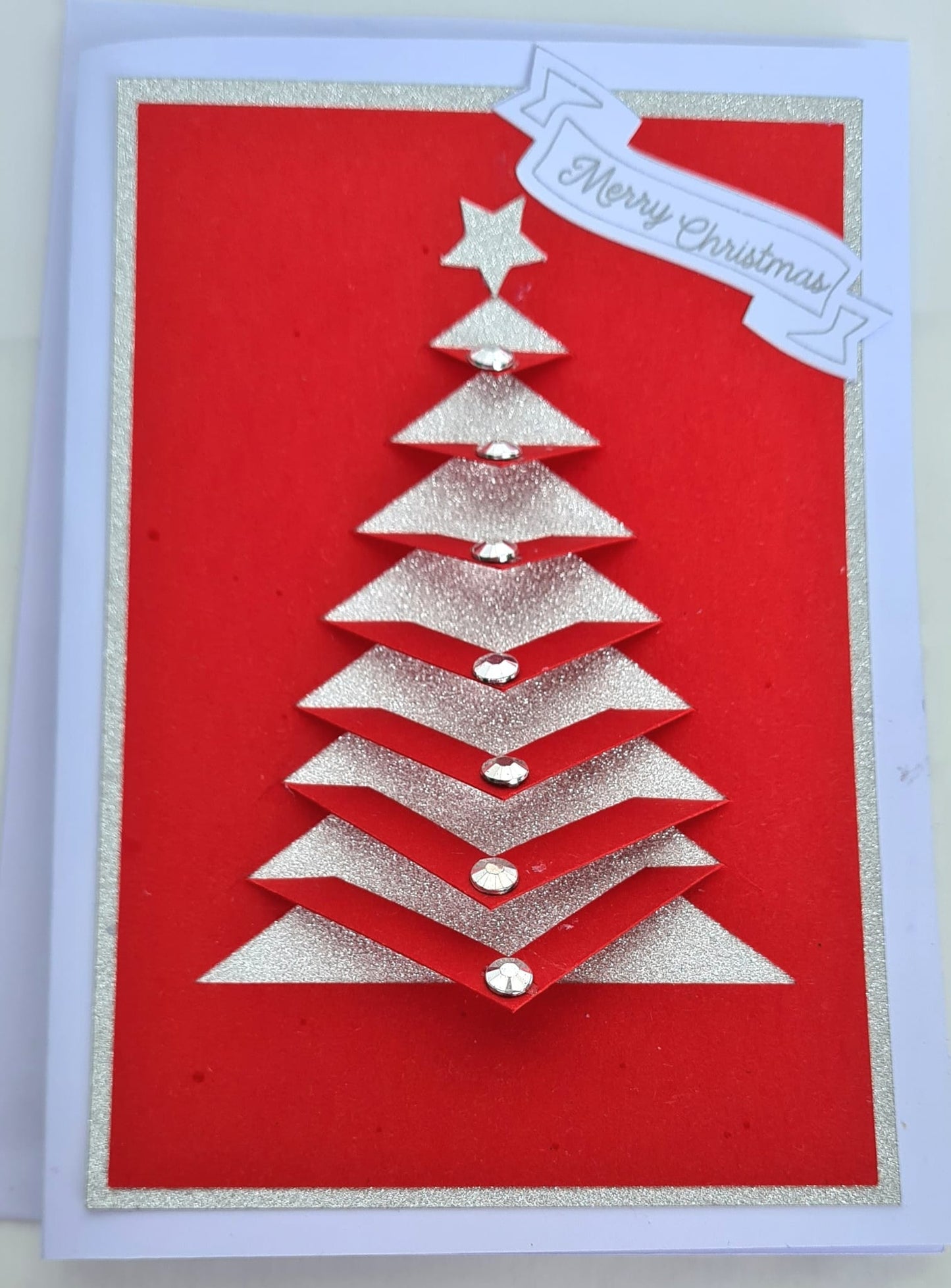 Zaubertanne – Kreative Pop-up-Karte mit Glitzer