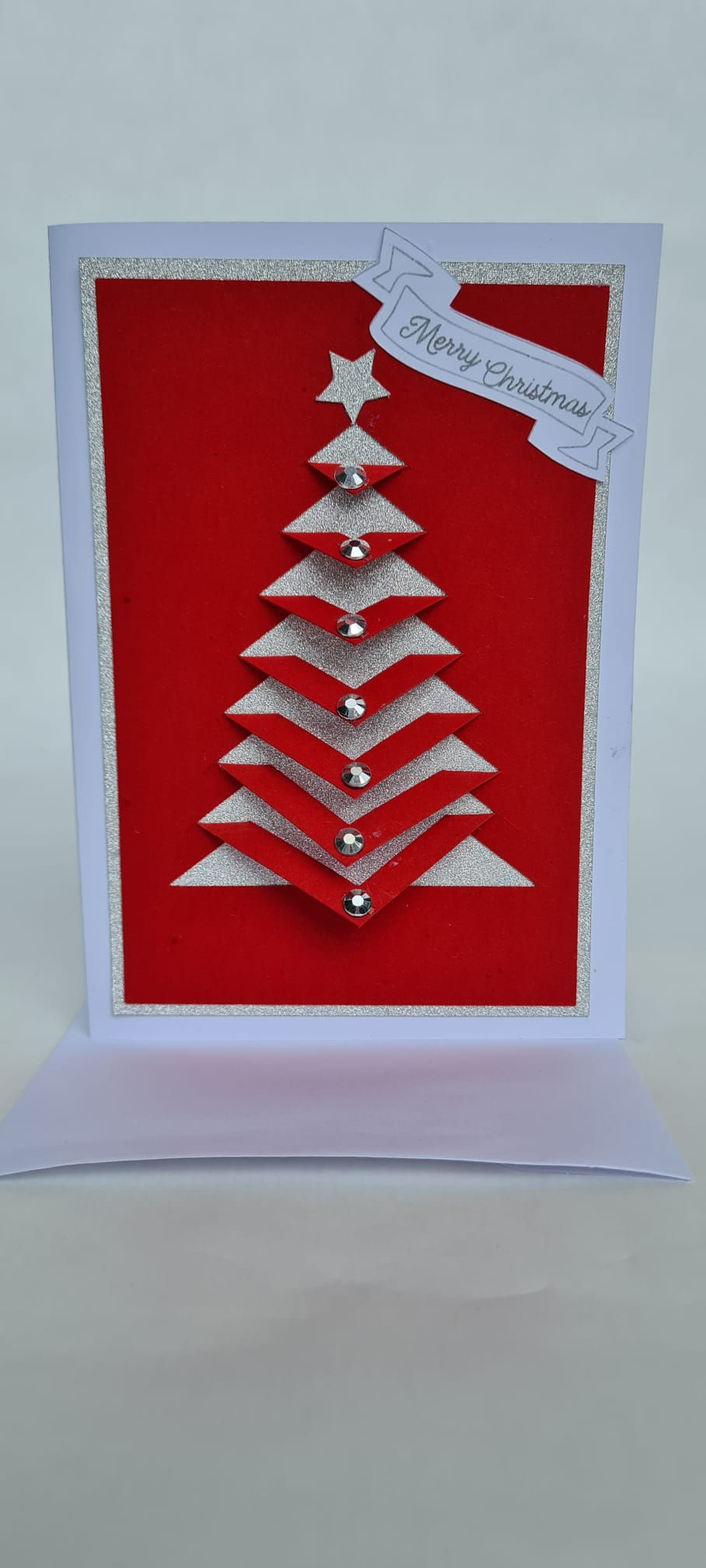 Zaubertanne – Kreative Pop-up-Karte mit Glitzer