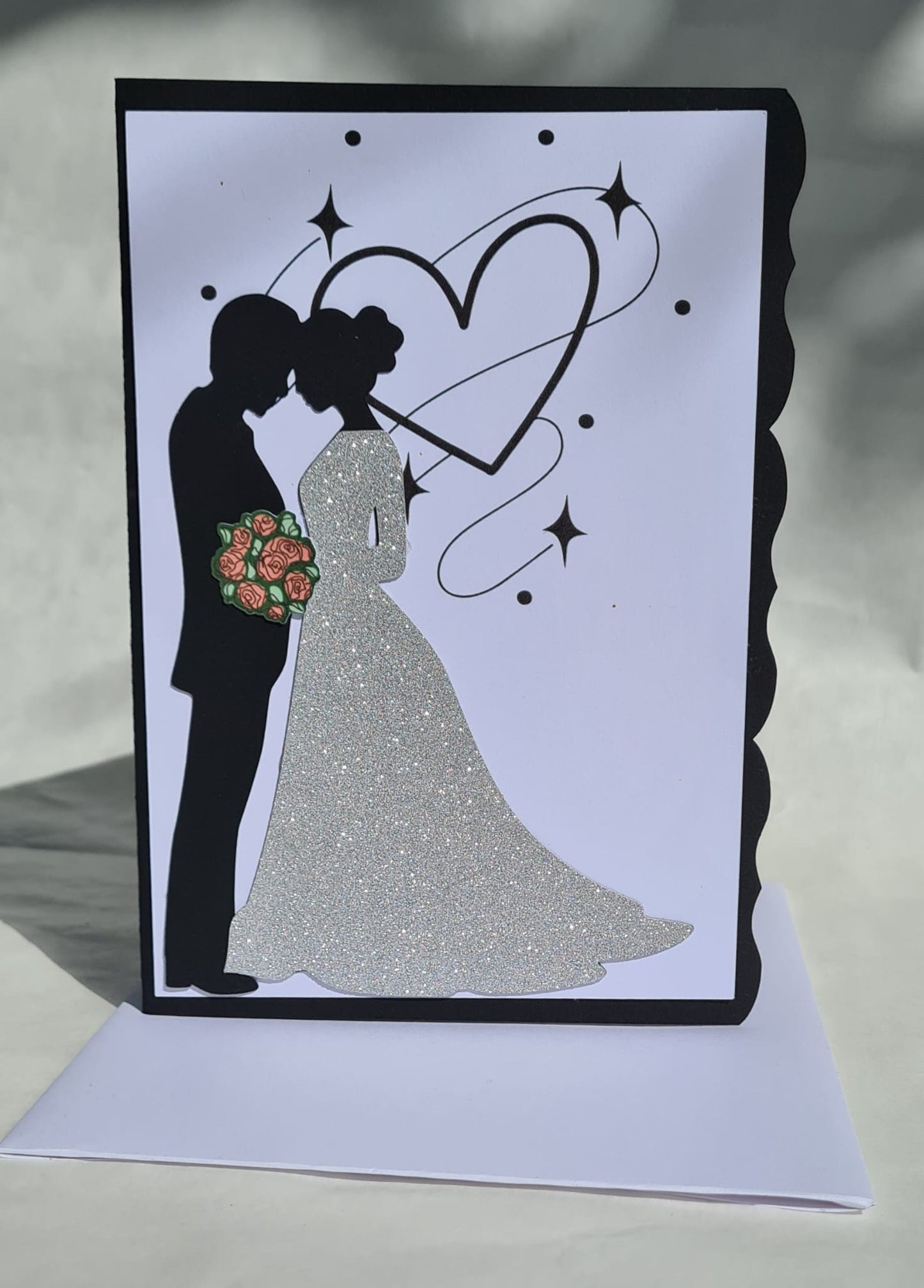 Hochzeitskarte mit Glitzerkleid – Handgemacht & elegant